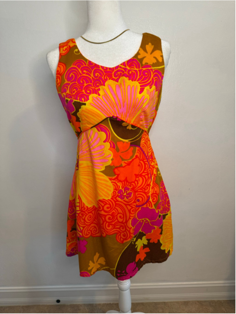 Hawaiian Penneys Mini Dress Size 8 Orange Brown Floral Print vintage tropical